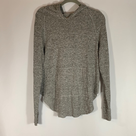 Aritzia TNA Grey Pullover Sweater - Picture 1 of 9